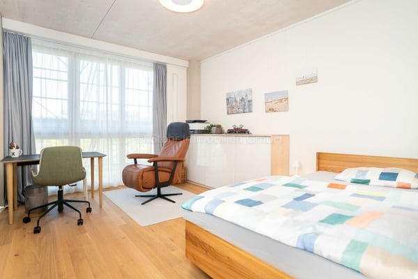 Gepflegte 3.5-Zimmer-Wohnung in der Überbauung «Krokodil» 9