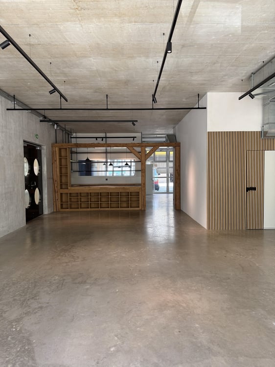Betriebsbereite Gastrofläche im Neubau 2