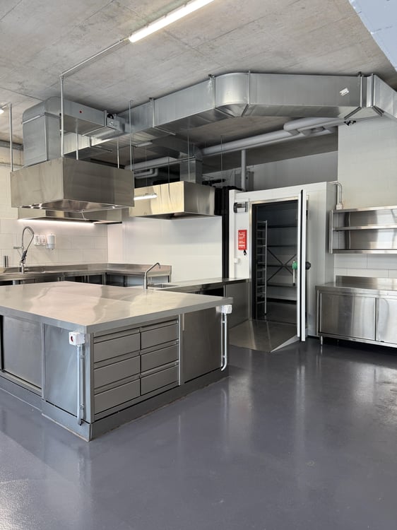 Betriebsbereite Gastrofläche im Neubau 5