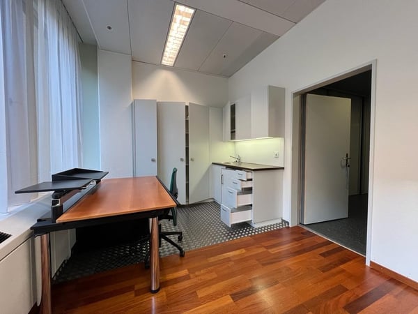 ZU VERMIETEN - Gewerbefläche 83m² 5