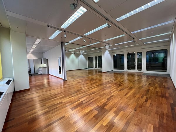 ZU VERMIETEN - Gewerbefläche 83m² 1