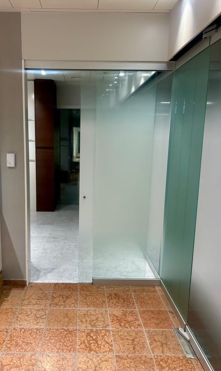 ZU VERMIETEN - Gewerbefläche 120 m² 4