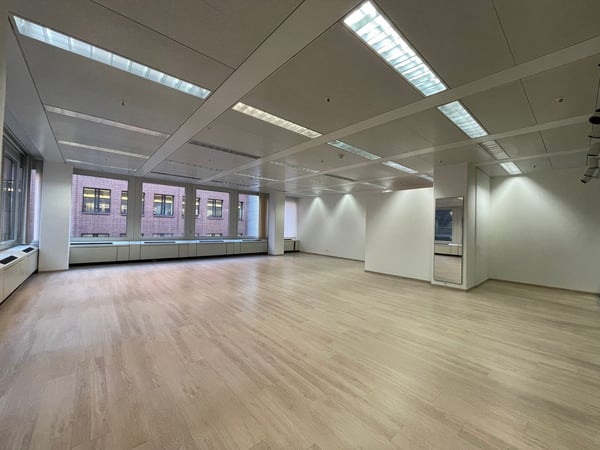 ZU VERMIETEN - SR212 105 m² 2