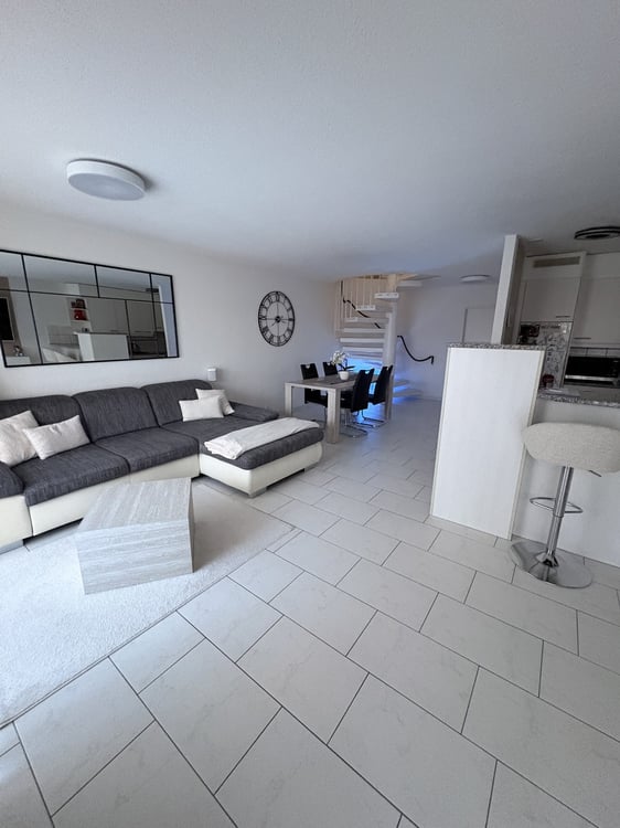 Attraktive 4.5-Zimmer-Maisonettewohnung mit grosser Terrasse und besonderer Architektur