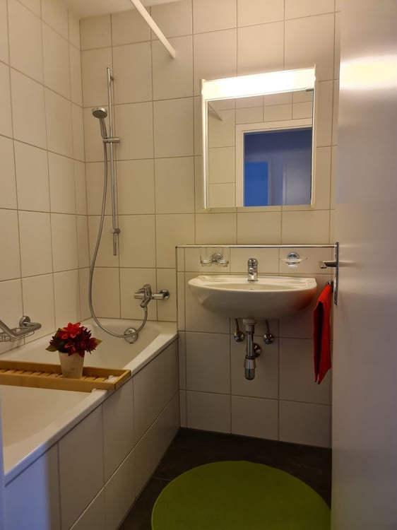 Helle und zentrale Wohnung im 4. OG 3