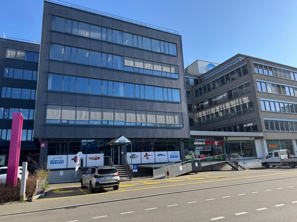 Grosszügige Büro- und Lagerfläche zur Miete an der Riedstrasse 8 in Dietikon 10