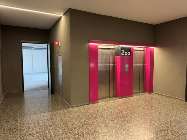 Grosszügige Büro- und Lagerfläche zur Miete an der Riedstrasse 8 in Dietikon 15