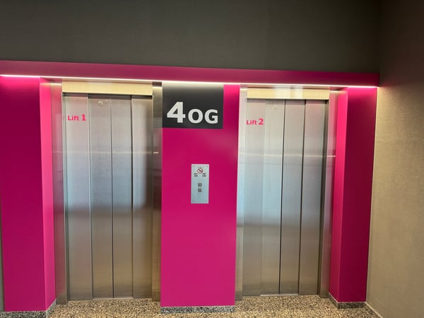 Grosszügige Büro- und Lagerfläche zur Miete an der Riedstrasse 8 in Dietikon 7