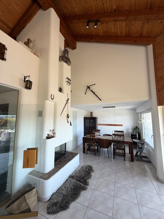 Charmante 4-Zimmer-Maisonette-Wohnung mit Garten und Aussicht in die Berge in Gossau ZH 2