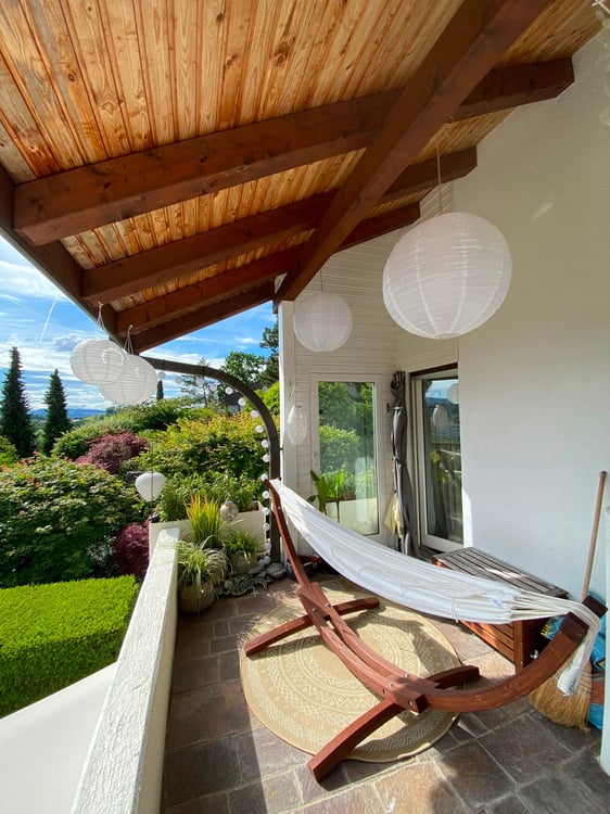 Charmante 4-Zimmer-Maisonette-Wohnung mit Garten und Aussicht in die Berge in Gossau ZH 7