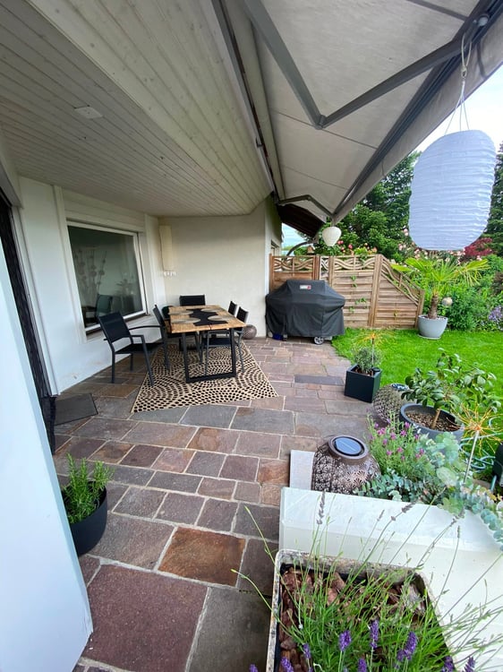 Charmante 4-Zimmer-Maisonette-Wohnung mit Garten und Aussicht in die Berge in Gossau ZH 5