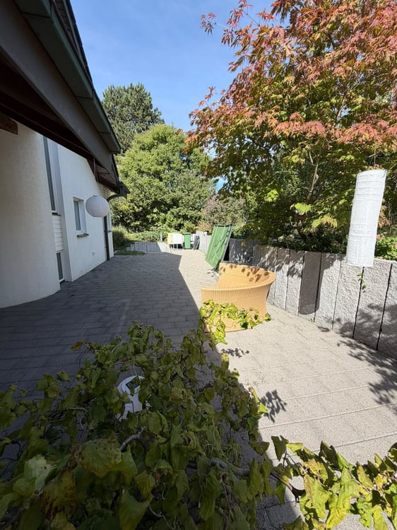 Charmante 4-Zimmer-Maisonette-Wohnung mit Garten und Aussicht in die Berge in Gossau ZH 21