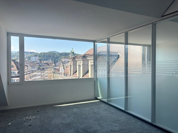 Kühle Büroetage mit Seesicht am Schwanenplatz 8