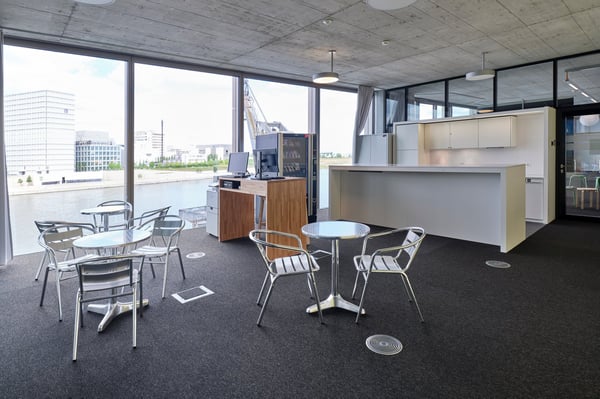 Büroflächen ab 997 m² direkt am Rhein 7