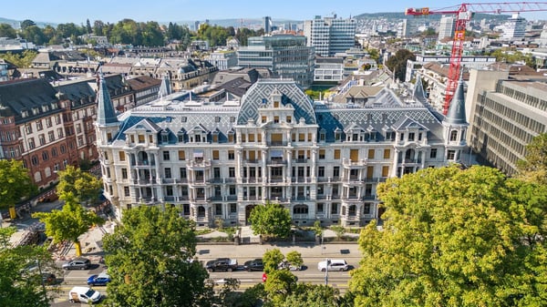 Ihr neues Office im prestigeträchtigen Weissen Schloss direkt am Zürichsee 11