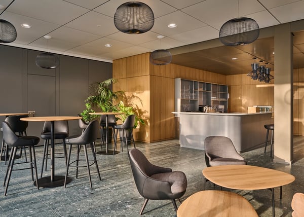 Arbeiten am See – bezugsfertige Premium Open Space Offices 9