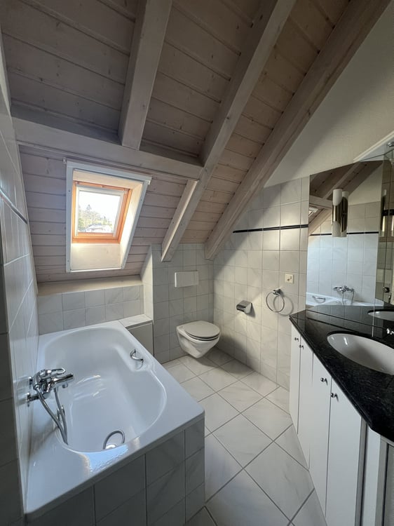 Charmante 3.5-Zimmer-Duplex-Wohnung in Oetwil an der Limmat 9
