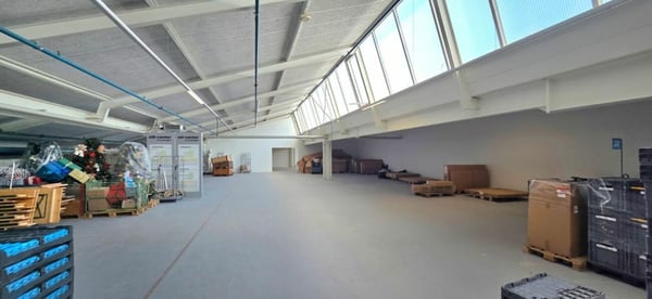Per sofort verfügbar: Lagerfläche an Toplage 2