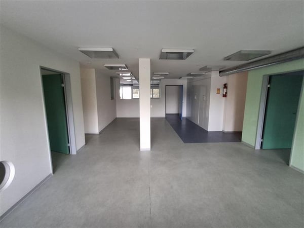 Vielseitig nutzbare Gewerberäume mit bestehender Infrastruktur - 470 m² 1