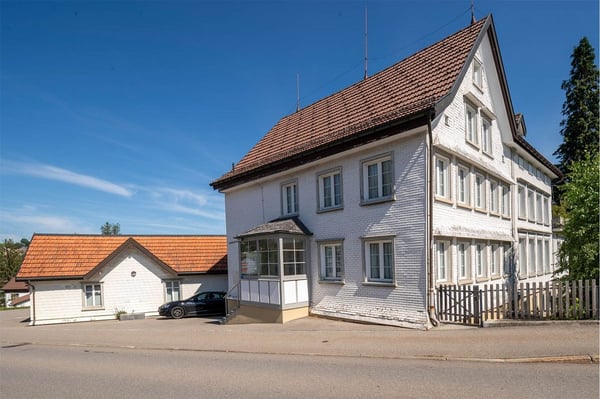 Wohn- und Geschäftshaus oder Mehrgenerationenhaus 12