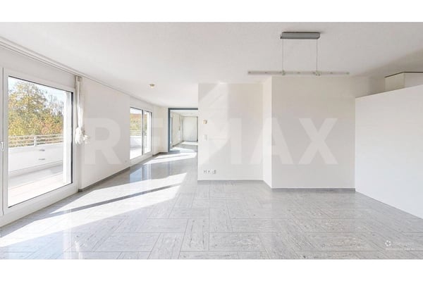 Über den Dächern von Bülach  grosszügige 3.5-Zimmer-Attikawohnung mit weitläufiger Terrasse 2