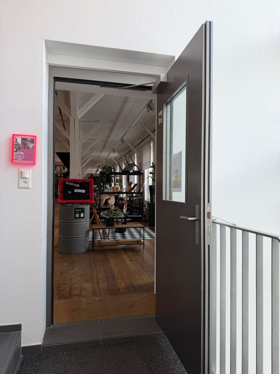 Charmanter Gewerberaum/Atelier zu vermieten 11