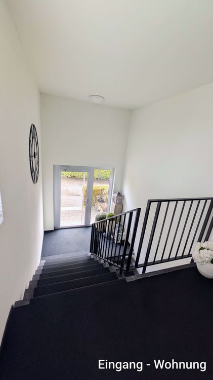 Grosszügige 5.5-Zimmer-Dach-Maisonettewohnung mit Balkon und Stadtblick in Opfikon 24