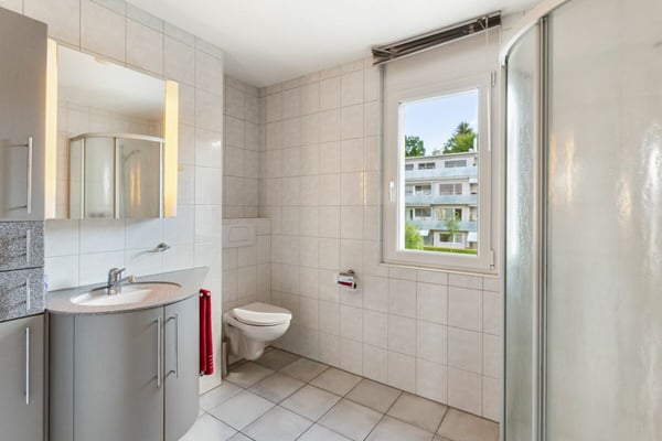 Sehr grosses 7.5-Zimmer-Eckhaus mit zusätzlichem Büro und grossem Hobbyraum in Wetzikon 11