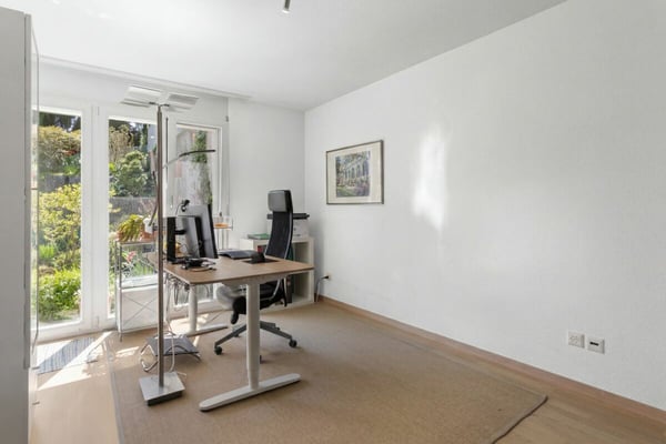 Wunderschöne naturnahe 5.5-Zimmer-Gartenwohnung 11