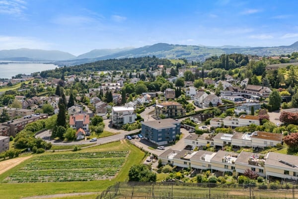 Wohnen mit herrlichem See- und Bergblick - charmantes Terrassenhaus in sonniger Hanglage 4