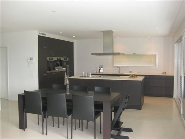 Repräsentative und moderne Wohnoase mit Weitsicht in Oberwil-Lieli 3