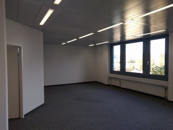 Fertig ausgebauter Büroraum an Toplage! 3