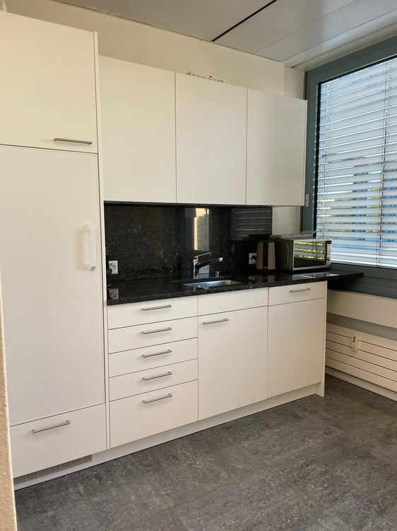 Fertig ausgebauter Büroraum an Toplage! 6