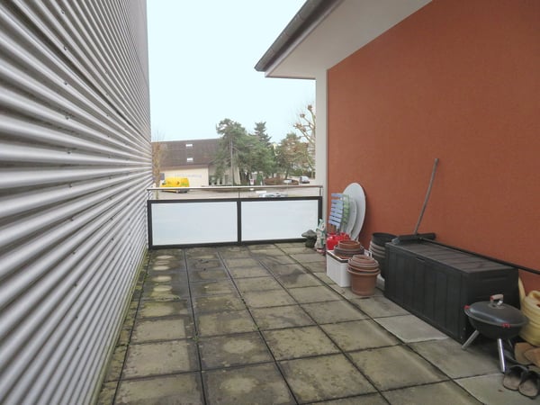 Zu vermieten per 1. April 2026 o. n. Vereinbarung 1.5 Zimmer Wohnung in 3 Familienhaus 6