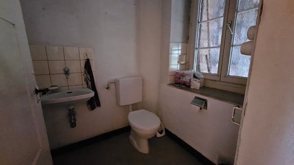 Ehemaliges Bauernhaus mit viel Potenzial und lauschigem Garten 13