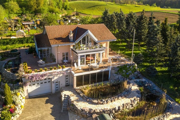 Perle am Stadtrand mit unverbaubarem Blick und Swimmingpool 4