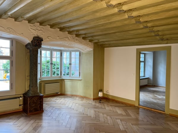 Exklusive 1.5-Zimmer-Wohnung mit eigener Terrasse in der Altstadt 2