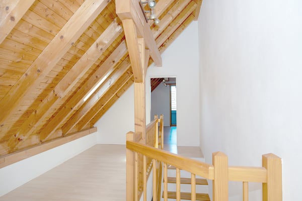 Charmante Dachwohnung im Dorfzentrum 11
