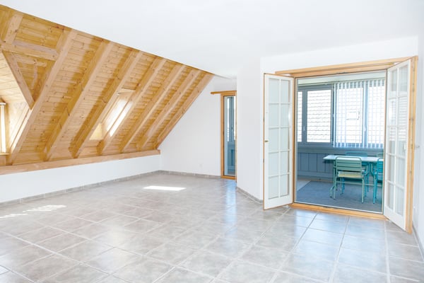 Charmante Dachwohnung im Dorfzentrum 1