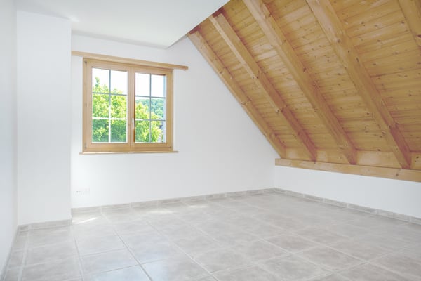 Charmante Dachwohnung im Dorfzentrum 9