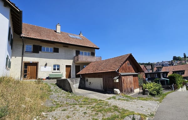 Tradition trifft Potenzial - ehemaliges Bauernhaus in Thayngen 1