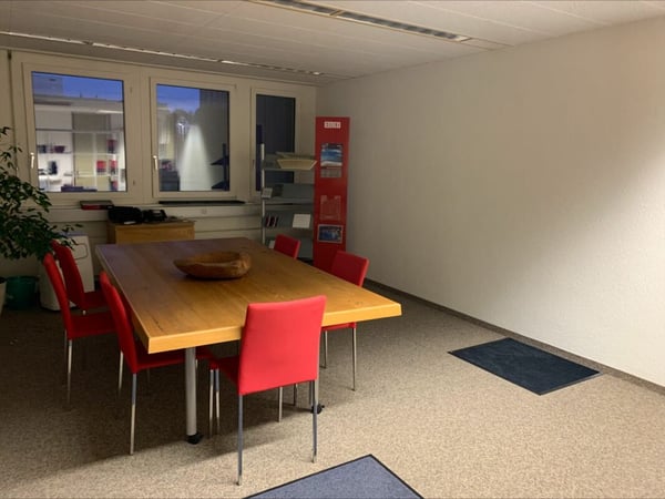 Büro-/Praxis- oder Gewerbefläche im Müli Märt 4