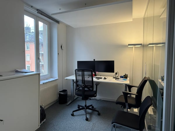 Modernes Arbeiten in repräsentativen Bürogebäude 4