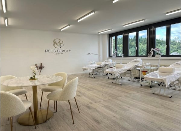 Ausgebaute Bürofläche an top Lage bei Windisch (AG) 6