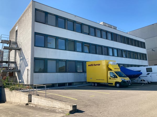 Vielseitiger Lagerraum in Dielsdorf mit optimaler Verkehrsanbindung 1