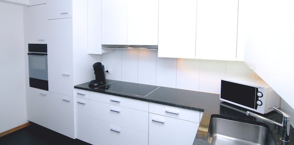 Modern möbliertes Zimmer in Schafisheim 3