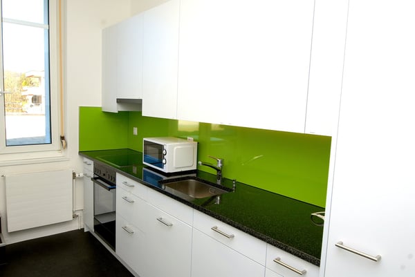 Modern möbliertes Zimmer in Seon 3