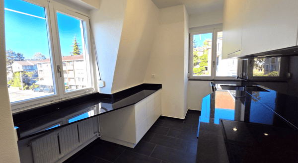 Charmante 3-Zimmer-Wohnung mit Balkon und Aussicht in Zürich-Höngg 8