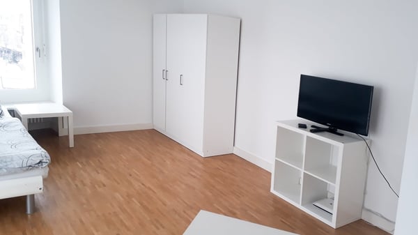 Modern möbliertes WG-Zimmer in Bümpliz 1