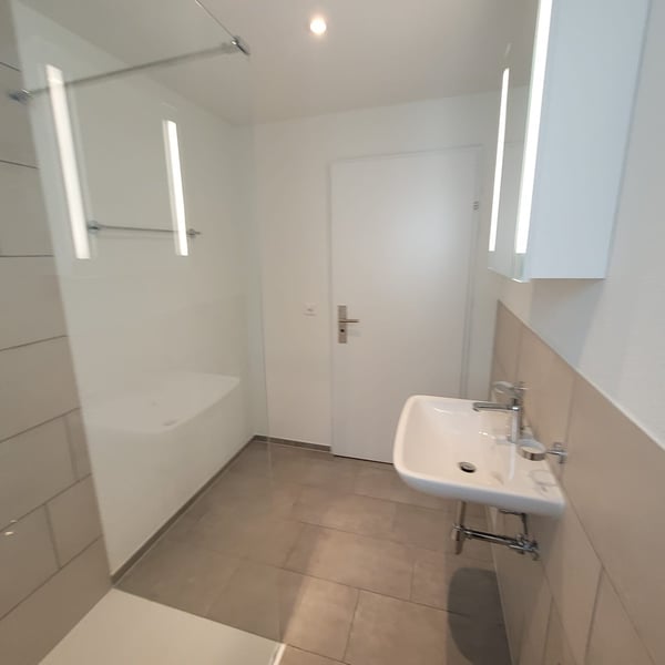 Günstiges, möbliertes Business Apartment mit moderner Möblierung 3